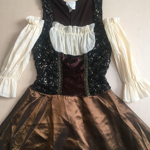 Sexy Pirate Wench Costume